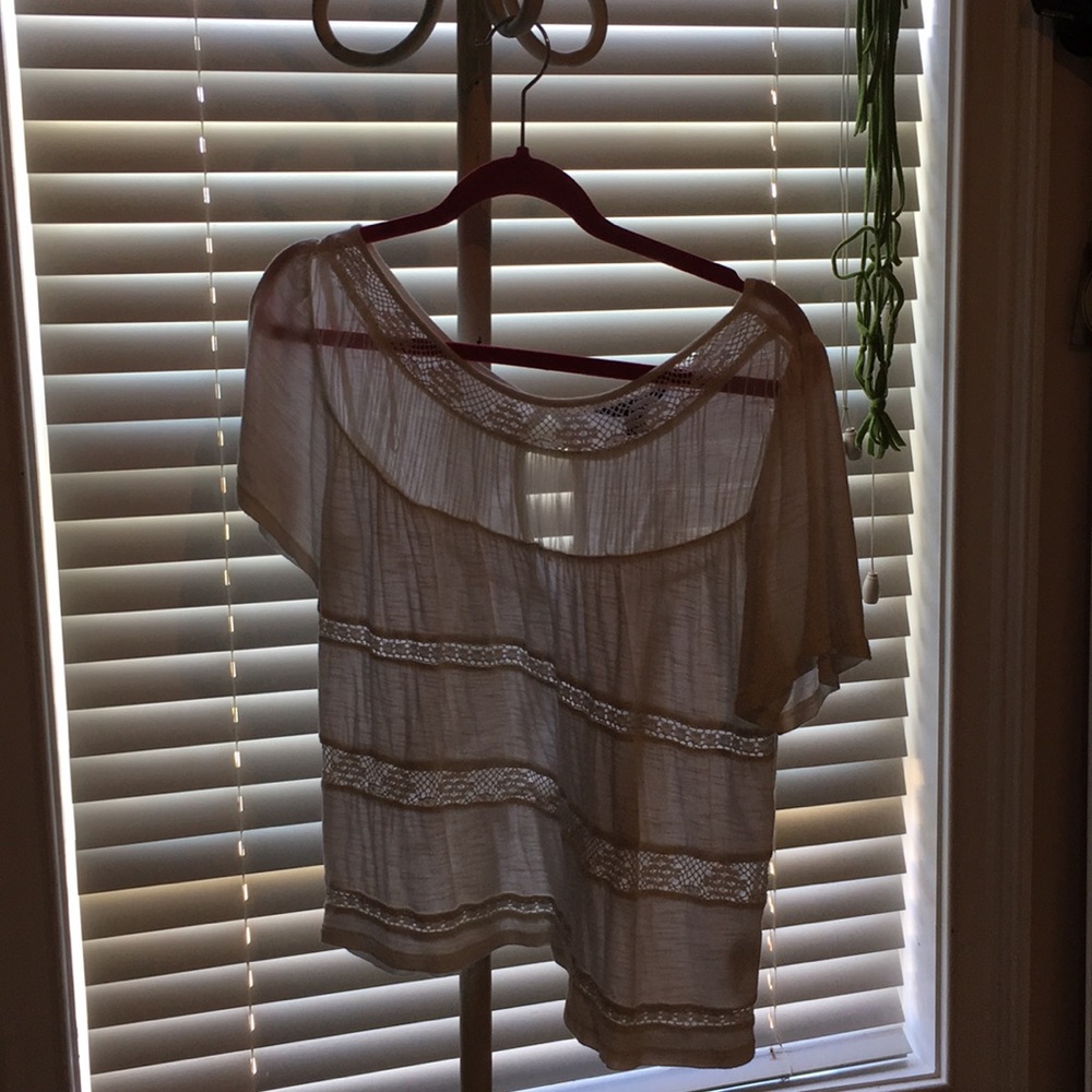American Eagle shirt
